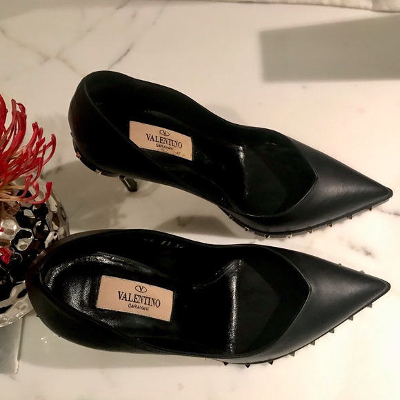 Shoes, Valentino, pumps, Heels, black shoes - Picture 2 of 3